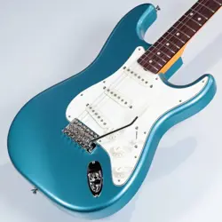 FENDER ISHIBASHI FSR TRADITIONAL LATE 60S STRATOCASTER LAKE PLACID BLUE