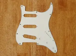 PICKGUARD 3 PLY PARCHMENT AGED WHITE FOR FENDER STRATOCASTER