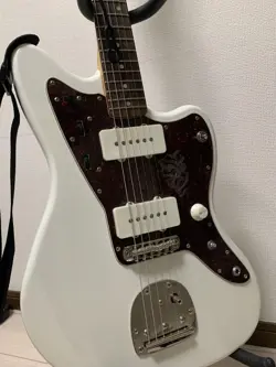 SQUIER BY FENDER JAZZMASTER SQUIER JAZZMASTER