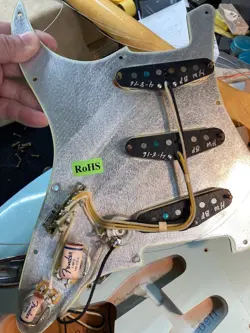 FENDER CUSTOM SHOP 1962 STRATOCASTER JOURNEYMAN RELIC / SONIC BLUE 2016 SAFE DEL