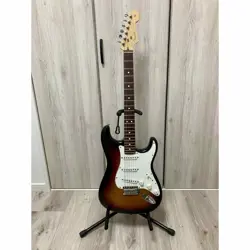 FENDER USA HIGHWAY ONE 1 STRATOCASTER NO.LG752
