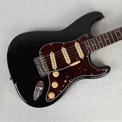 2000 SQUIER AFFINITY STRATOCASTER ELECTRIC GUITAR BY FENDER WITH GIG BAG