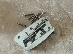 1970S FENDER MUSICMASTER BASS BRIDGE