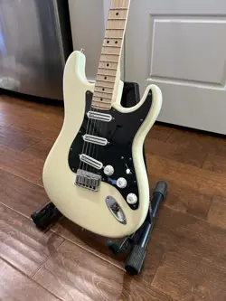 CORGAN STRATOCASTER