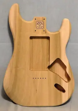 UNFINISHED FENDER BODY, STRATOCASTER UNIV. HARDTAIL