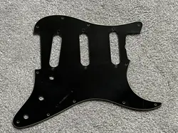 PICKGUARD BLACK 25TH