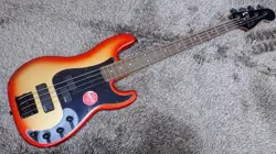 SQUIER BY FENDER CONTEMPORARY ACTIVE PRECISION BASS PH / SUNSET METALLIC OUTLET 