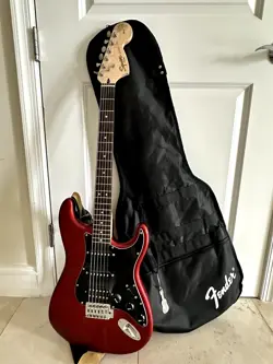SQUIER RED AFFINITY
