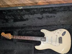FENDER STRATOCASTER AMERICAN STANDARD 1995
