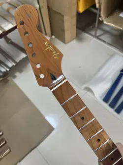 ROUND STAINLESS STEEL 22FRETS ROASTED MAPLE ELECTRIC GUITAR NECK FENDER STRAT