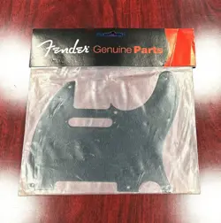 PICKGUARD BLACK 8HOLE