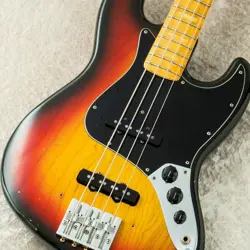 SUNBURST 1976 BASS