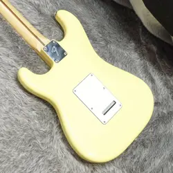 STRATOCASTER MN BUTTERCREAM