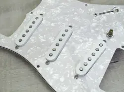 W/ DIMARZIO PICKUPS