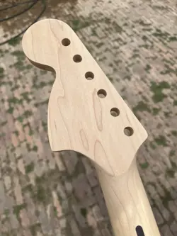 HEADSTOCK 22FRETS ELECTRIC