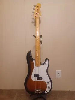 FENDER PRECISION BASS MADE IN JAPAN 57 REISSUE