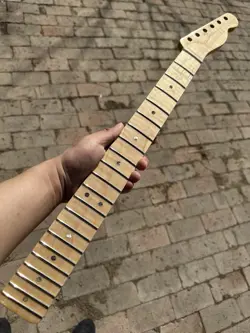 ROUND HEAD S S 21FRETS NATURAL COLOR FLAME MAPLE ELECTRIC GUITAR NECK FENDER