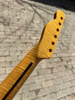 21FRETS YELLOW COLOR