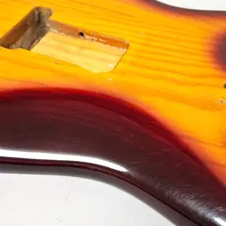 DELUXE ASH SUNBURST
