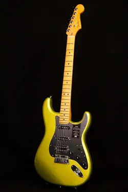 FENDER AMERICAN ULTRA II STRATOCASTER HSS MAPLE FINGERBOARD SOLAR FLARE  S N U