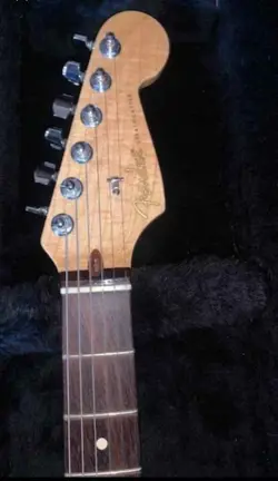 STRATOCASTER WITH OHSC