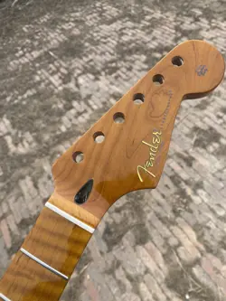ELECTRIC GUITAR NECK 22 FRETS ST HANDLE ROASTED FLAME MAPLE FENDER STRAT PART