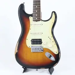 FENDER MEX ROAD WORN 60S STRATOCASTER MOD USED ALDER W/SOFT CASE