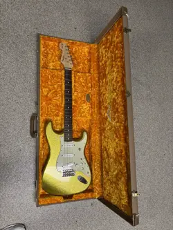 FENDER DICK DALE STRATOCASTER