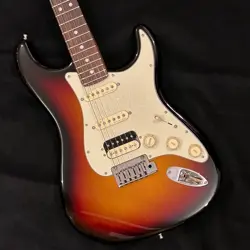 FENDER AMERICAN ULTRA STRATOCASTER® HSS / ROSEWOOD FINGERBOARD ULTRABURST