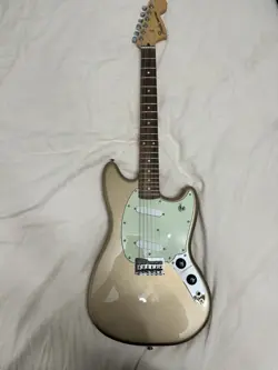 FENDER PLAYER MUSTANG RIGHT-HANDED ELECTRIC GUITAR - FIREMIST GOLD