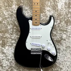 FENDER USA 1979 STRATOCASTER USED 1979 ASH BODY MAPLE FINGERBOARD W/SOFT CASE