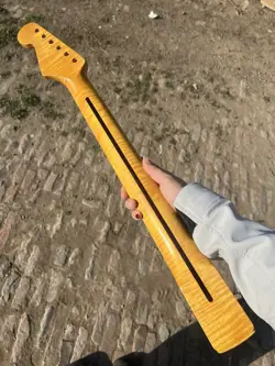 YELLOW GLOSS STAINLESS