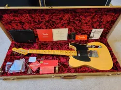 FENDER AMERICAN VINTAGE II 51 TELECASTER