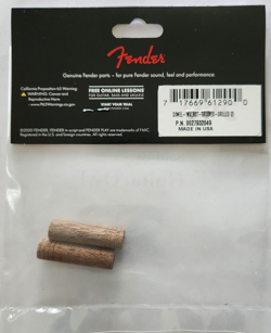 FENDER GUITAR WALNUT