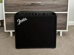 FENDER MUSTANG LT25 25W 1X8 GUITAR COMBO AMP BLACK W/ GUITAR CABLE