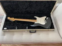 ERIC JOHNSON STRATOCASTER.