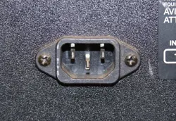 FENDER BASS AMPLIFICATION