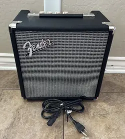FENDER RUMBLE 15 V3 BASS GUITAR AMPLIFIER - BLACK/SILVER