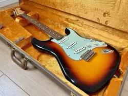 CUSTOM STRATOCASTER 1961