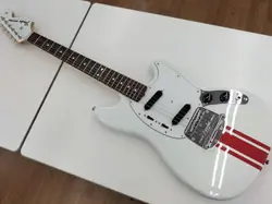 FENDER 2023 TRADITIONAL 60S MUSTANG ELECTRIC GUITAR SAFE DELIVERY FROM JAPAN