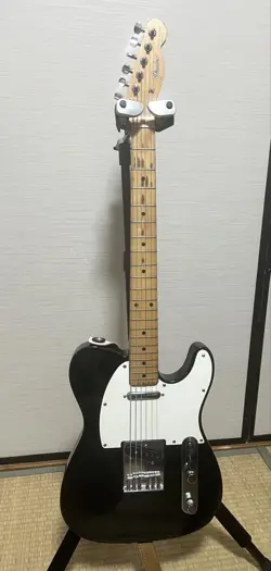 FENDER TELECASTER BLACK SAFE PACKING!
