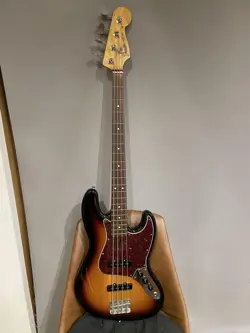 FENDER VINTERA '60S JAZZ BASS MEXICO MADE SUNBURST SAFE PACKING!