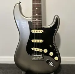 LUXE STRAT FLOYD