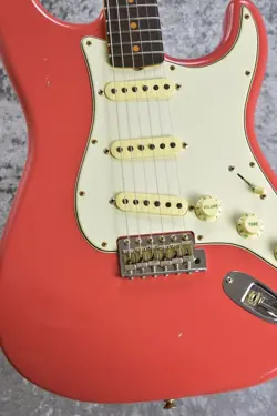 FENDER CUSTOM SHOP 1964 STRATOCASTER JOUNEYMAN RELIC FADED AGED FIESTA RED 2023