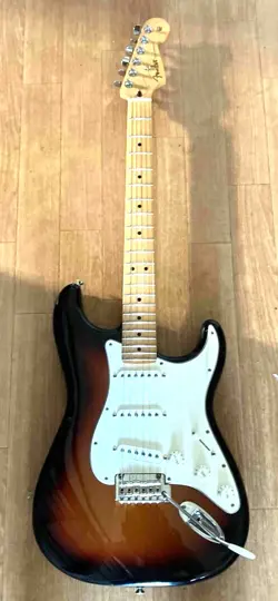 57' STRATOCASTER GUITAR