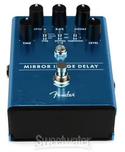 FENDER MIRROR IMAGE DELAY PEDAL