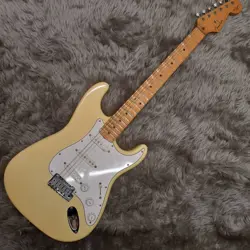 FENDER YNGWIE MALMSTEEN SIGNATURE STRATOCASTER USA 1990 SOLID ELECTRIC GUITAR