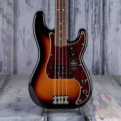 FENDER VINTERA II '60S PRECISION BASS, 3-COLOR SUNBURST
