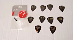 FENDER 351 CLASSIC CELLULOID MEDIUM GUITAR PICKS (10),  & 2 PURPLE FENDER HEAVY