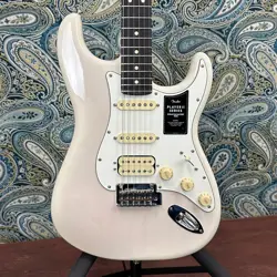 FENDER PLAYER II STRATOCASTER HSS ELECTRIC GUITAR WHITE BLONDE